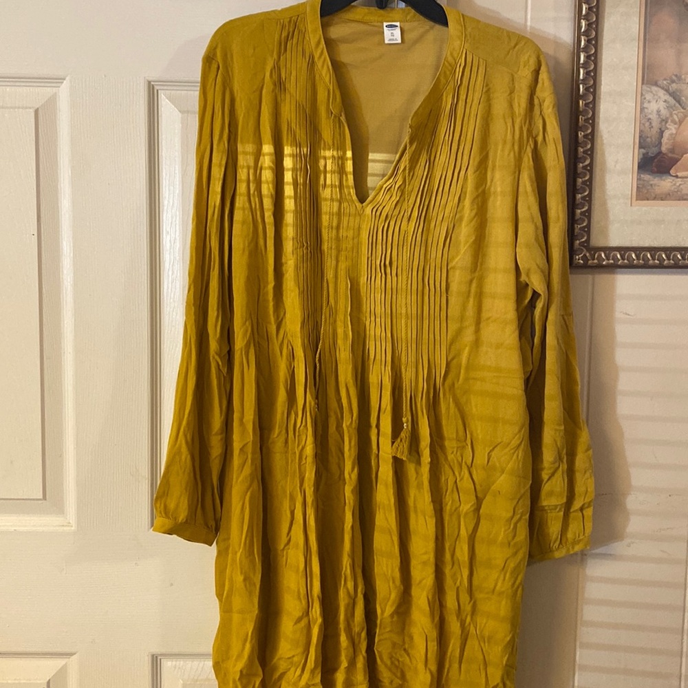Short Dress mustard color.Size XL Old Navy